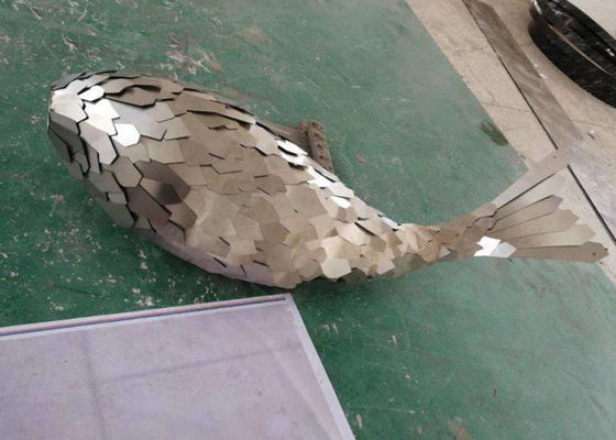 ราคาดี รูปปั้นสัตว์โลหะประติมากรรมปลาวาฬสแตนเลสขนาดใหญ่กลางแจ้งที่ทันสมัย ออนไลน์