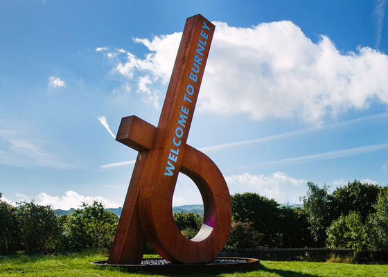 ราคาดี การตกแต่งเมืองร่วมสมัยประติมากรรมกลางแจ้งโลหะ Corten Steel ออนไลน์