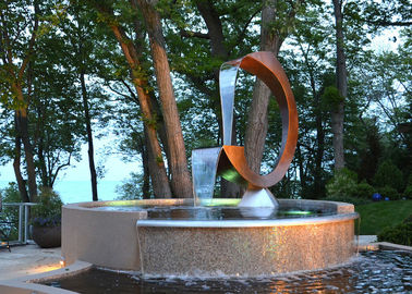 ราคาดี คุณสมบัติเหล็ก Corten น้ำร่วมสมัยรูปร่างน้ำพุ C สำหรับกลางแจ้ง ออนไลน์