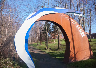 ราคาดี การตกแต่งสวนร่วมสมัยกลางแจ้งโลหะ Corten Steel Arch ออนไลน์