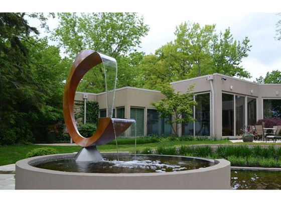 ราคาดี คุณสมบัติน้ำสวนเหล็ก Corten Steel กลางแจ้งที่ทันสมัย ออนไลน์
