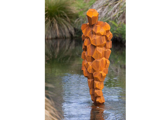 ประติมากรรม Corten Steel Man ขนาดความสูง 200 ซม